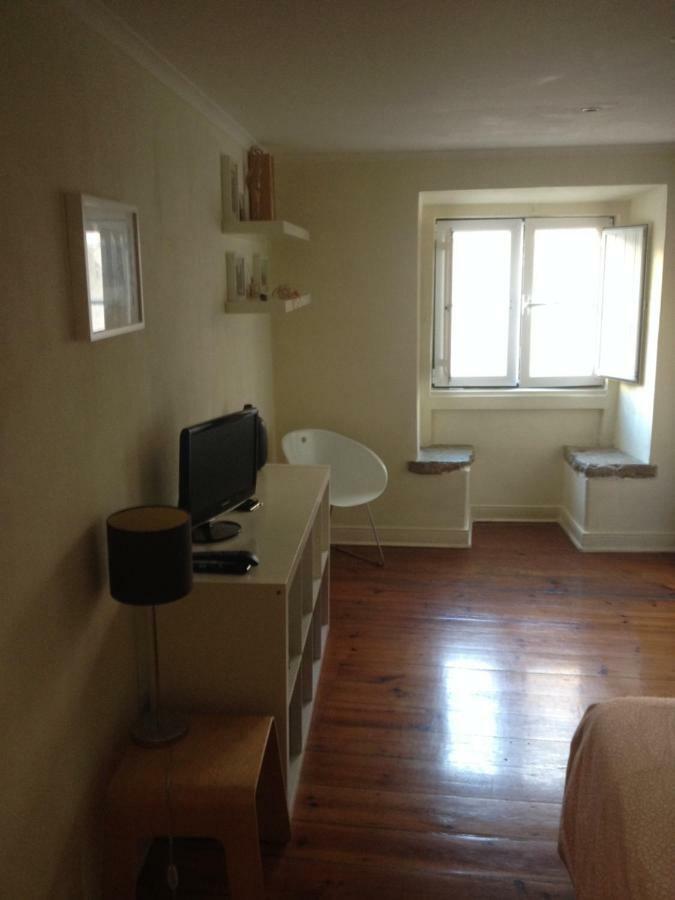Studio In The Heart Of Alfama Lisbon Bagian luar foto